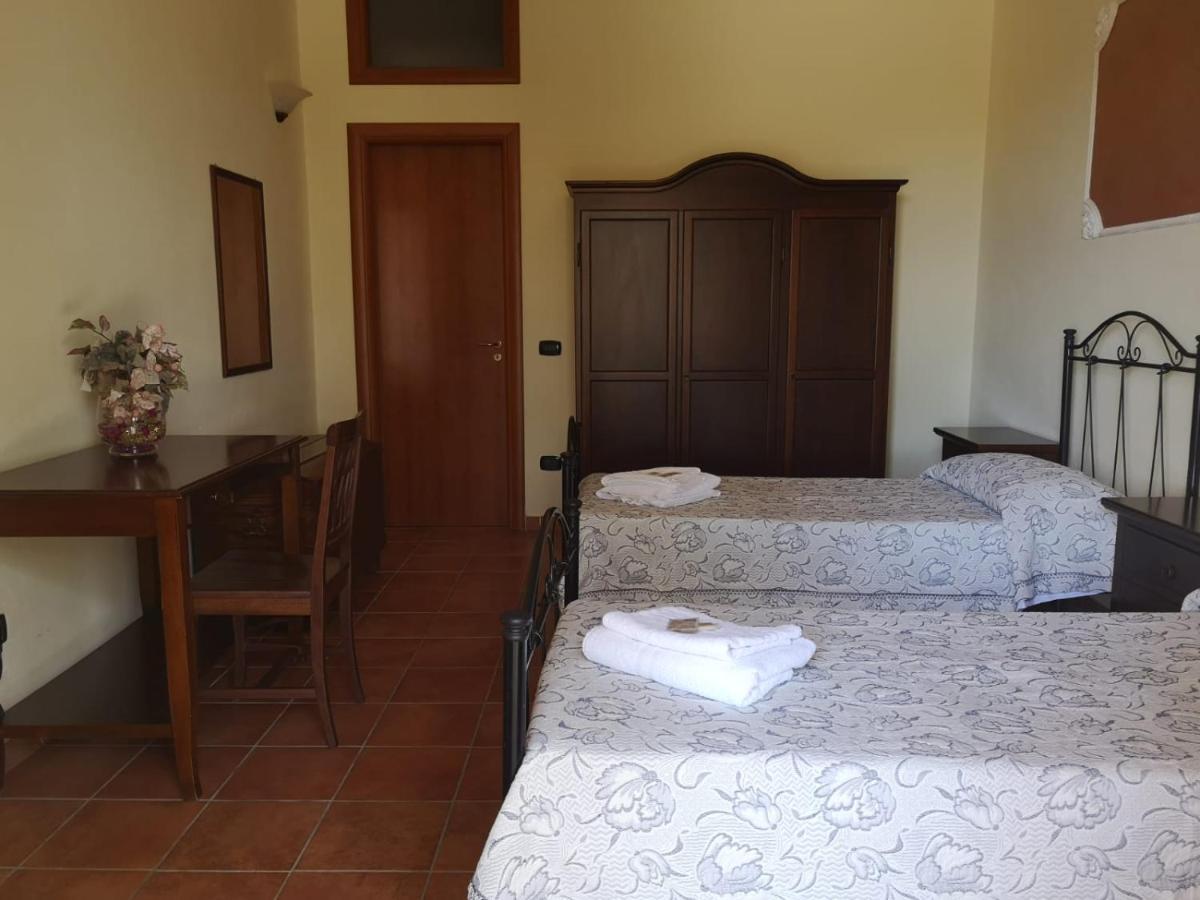 Agriturismo Catena Ciro Exterior photo